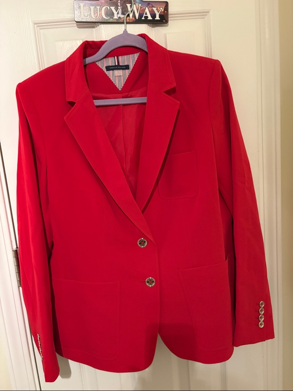 New never worn size 16 Tommy Hilfiger Red Tailored two signature Button Blazer